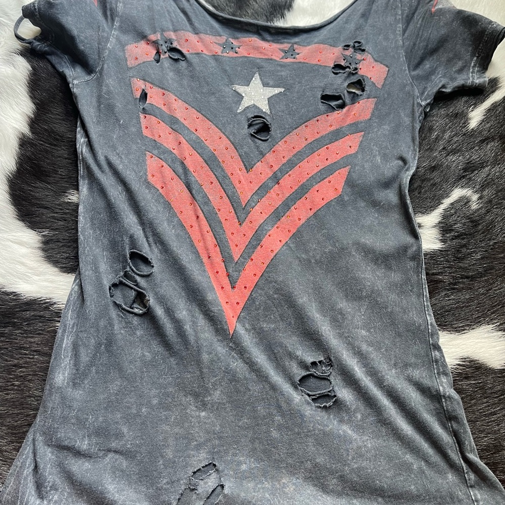 Affliction Size Medium Distressed Shirt